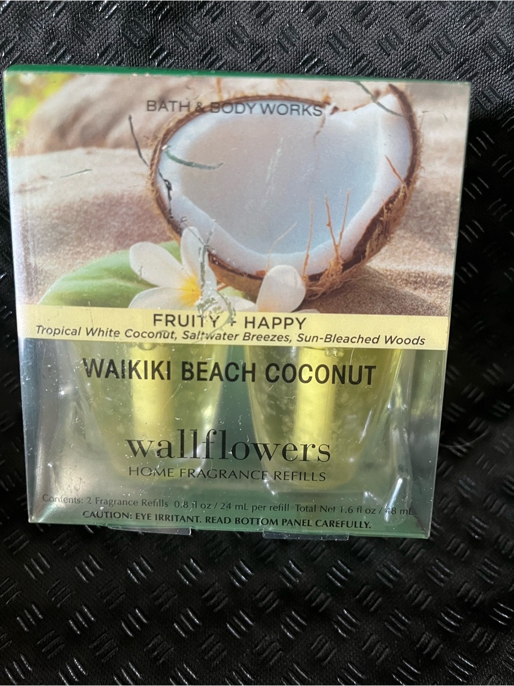 Bath & Body Works Waikiki Beach Coconut Wallflowers Refills - Green
